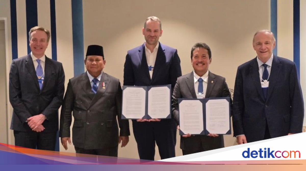 Disaksikan Prabowo, KKP Raih Dukungan WEF Sukseskan OIS 2026 di Bali