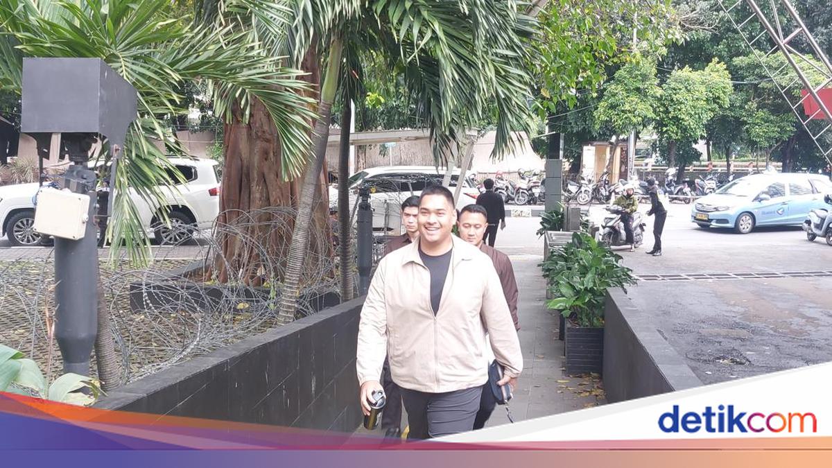 Tiba di KPK, Eks Menpora Dito Diperiksa Jadi Saksi Kasus Kuota Haji