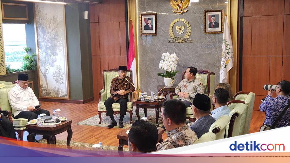 Mendes Temui Ketua DPD, Bahas Masalah Desa Dalam Kawasan Hutan