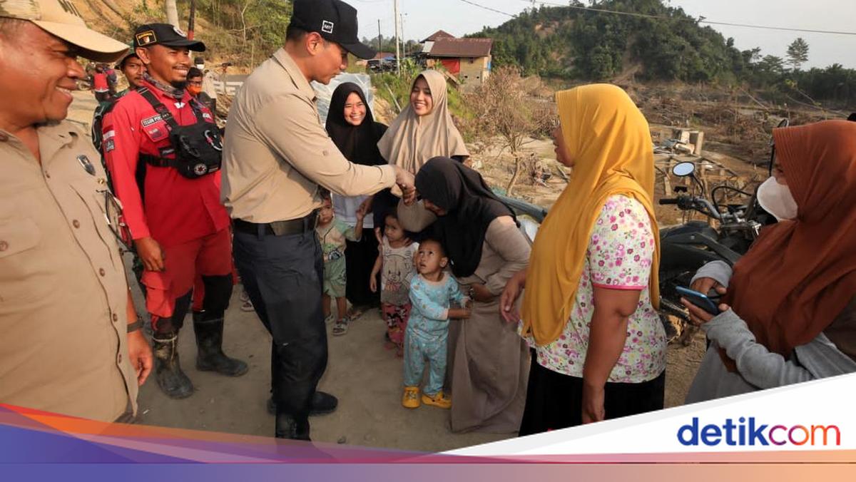 Menko AHY Tinjau Desa Lubuk Sidup untuk Pastikan Pemulihan Infrastruktur