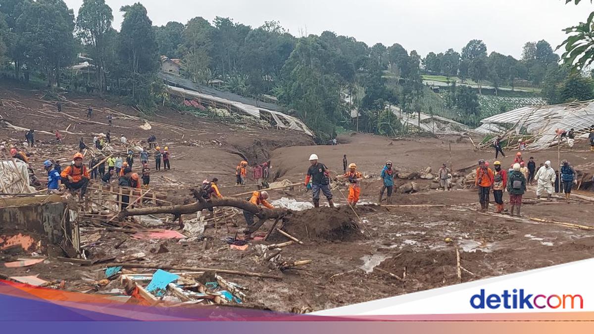 Operasi SAR 24 Jam, Prioritas Cari Puluhan Korban Longsor Cisarua