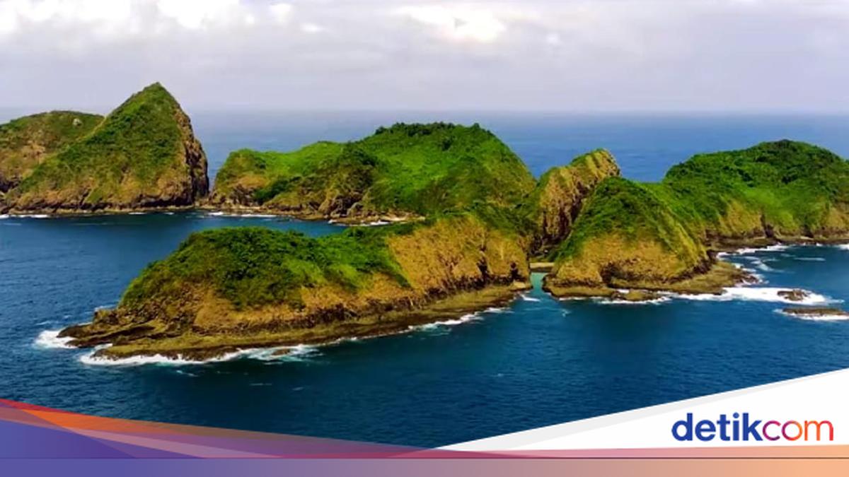 Dijuluki 'Raja Ampat-nya Banyuwangi', Pulau Bedil Kian Ramai Wisatawan