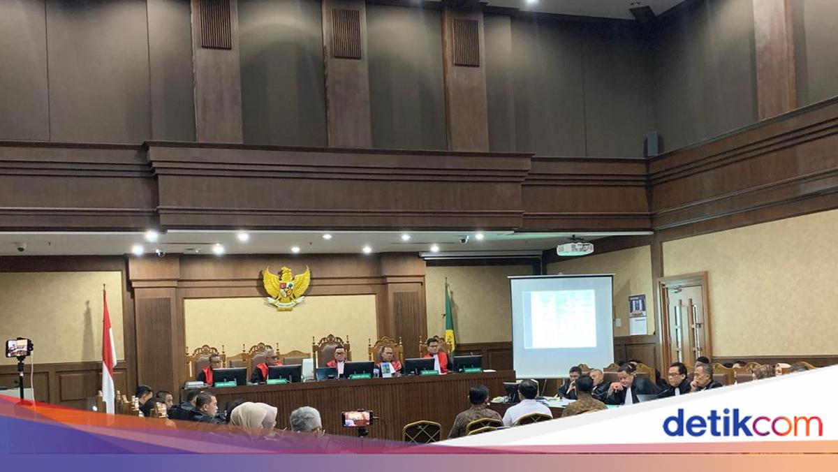 Jaksa Tanya Saksi: Nadiem Beri Kuasa ke Stafsus Meski Tak Berlatar Pendidikan?