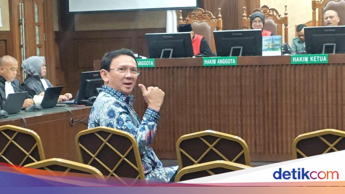 Ahok di Sidang Kasus Minyak: Golf Tempat Negosiasi Paling Murah