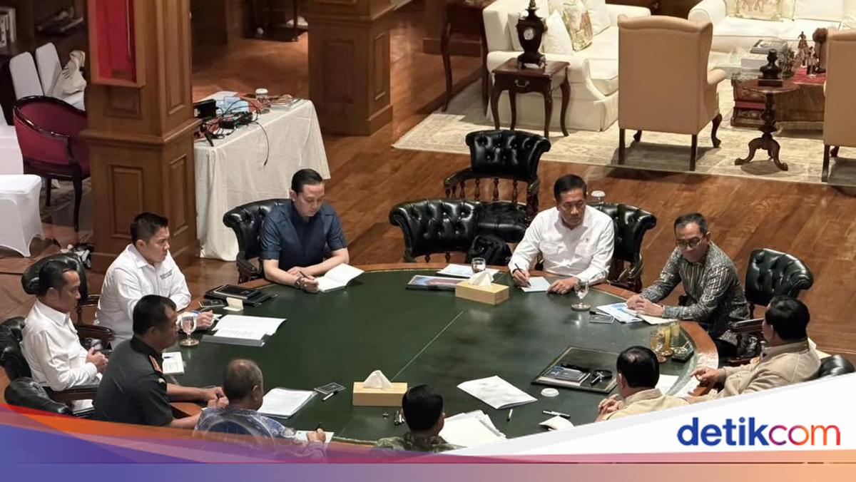 Ratas di Hambalang, Prabowo Bahas Pembangunan 10 Kampus Kolaborasi RI dan UK