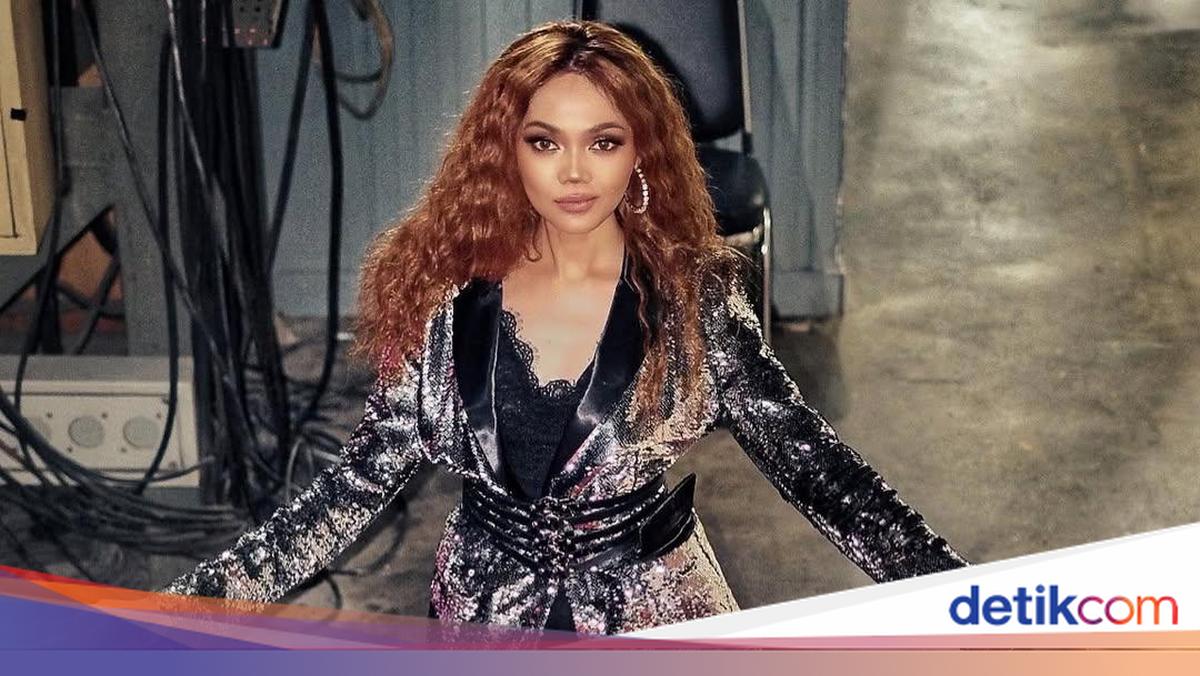 Tepuk Tangan! Persona Rina Nose Total Banget Buat Impersonate Selebritas