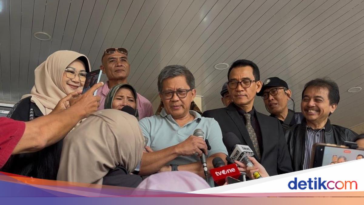 Rocky Gerung Diperiksa di Kasus Ijazah Jokowi, Jelaskan Hal Ini ke Polisi