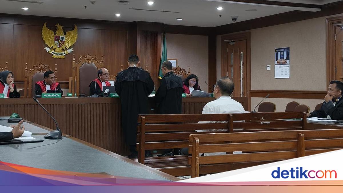 Terdakwa Kasus Korupsi Kredit LPEI Didakwa Rugikan Negara Rp 1,8 Triliun