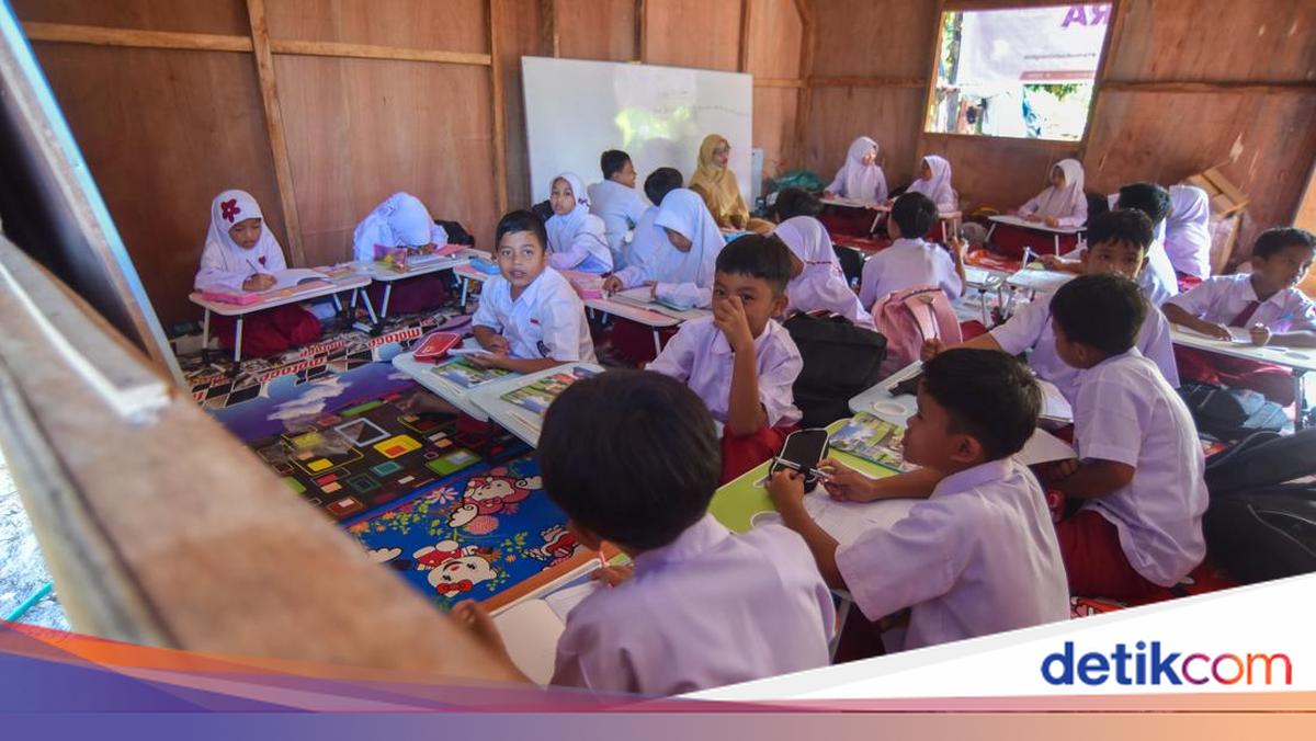 Komisi X DPR Minta Rehabilitasi Sekolah di Sumatera Rampung Sebelum Lebaran