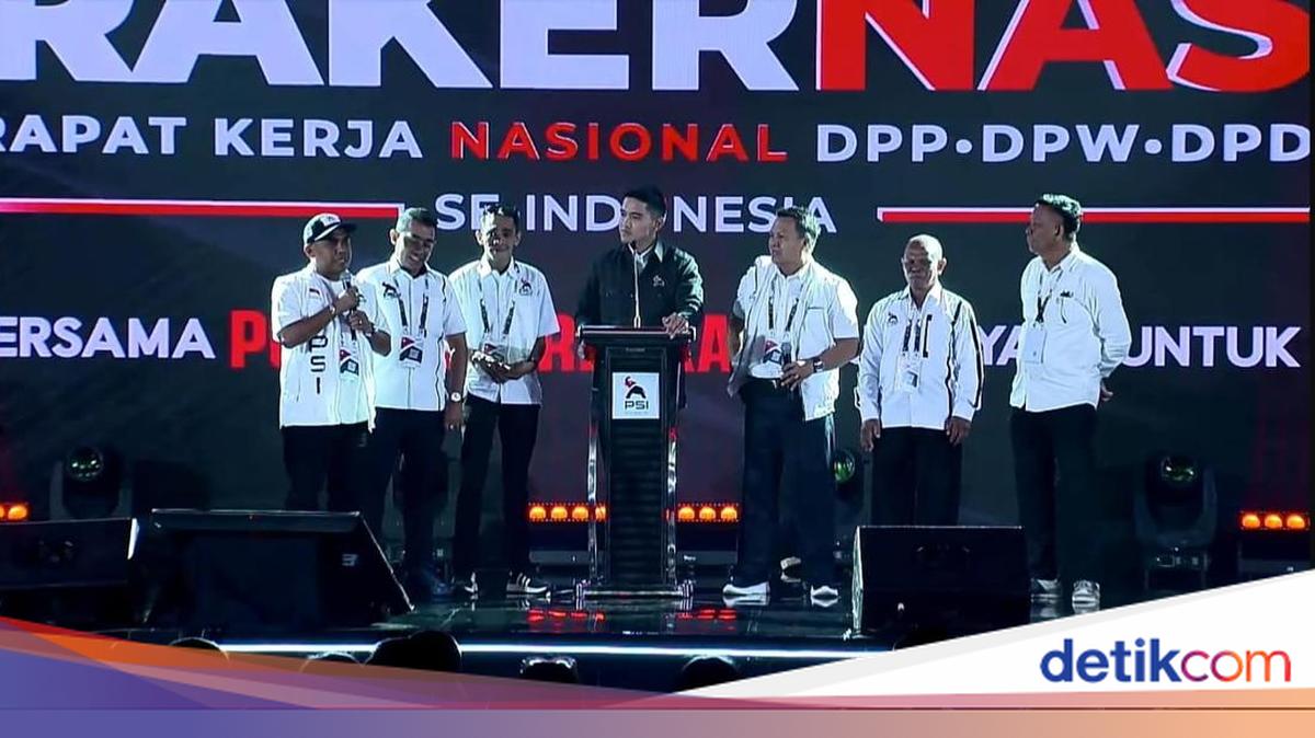 Bagi-bagi KTA Emas, Kaesang Minta Tak Ada Gerakan Tambahan di Struktur DPD-DPW