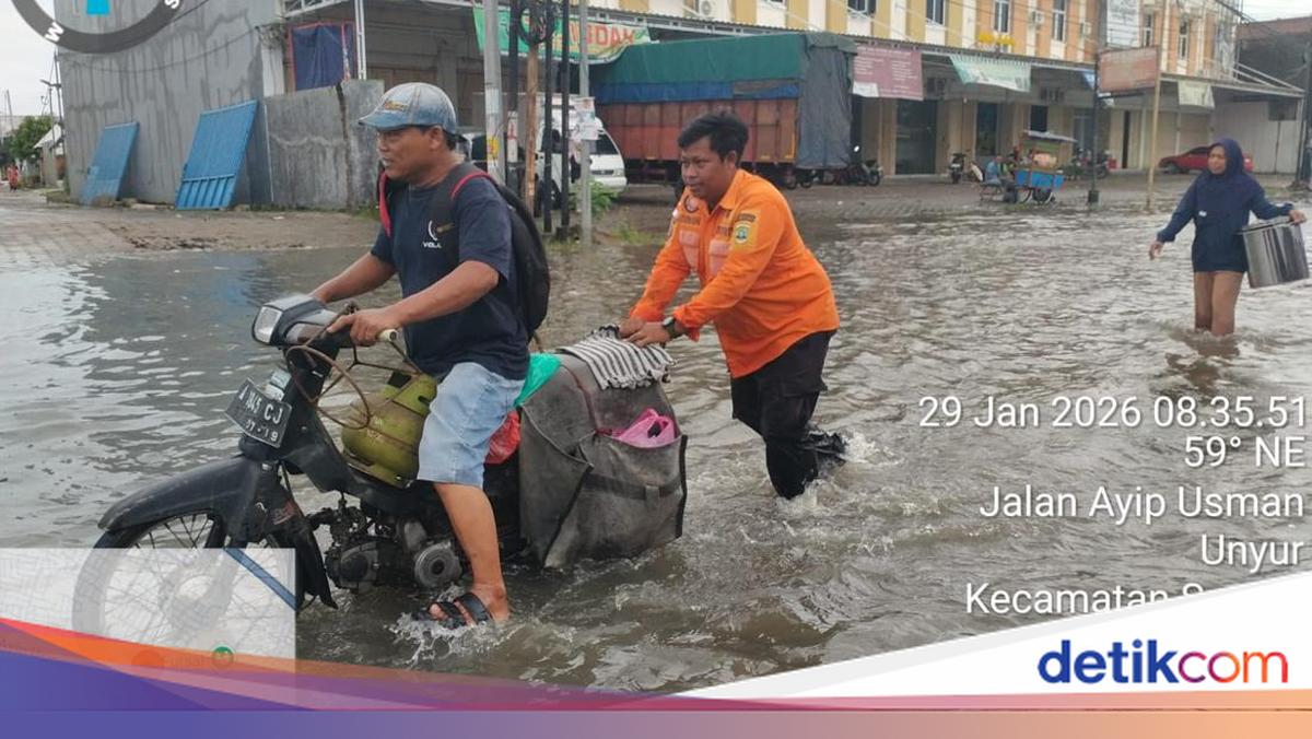 Banjir Terjang 11 Wilayah di Kota Serang, 330 Rumah Terendam