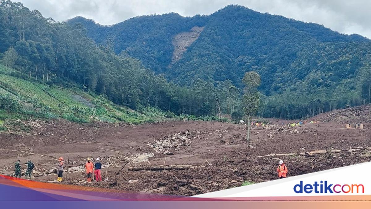BNPB Ungkap 6 Korban Longsor Cisarua Masih Dicari, Termasuk Anggota Militer