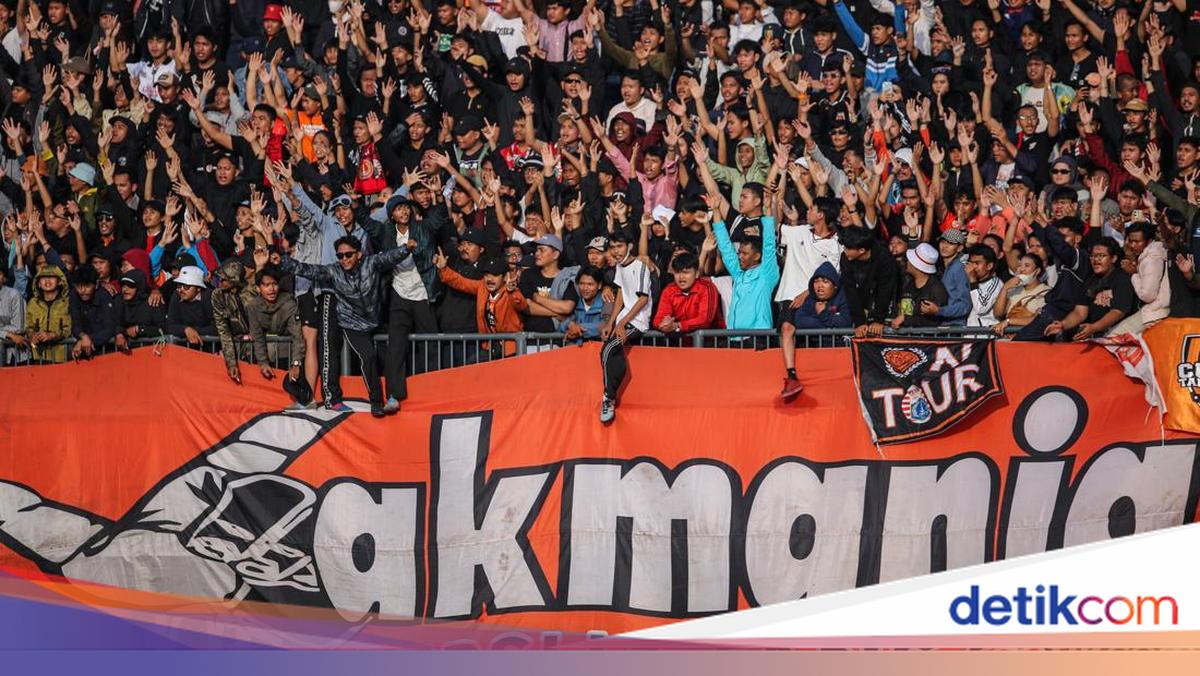 Polisi Amankan Pertandingan Persita Vs Persija di Serang Usai Suporter Ricuh