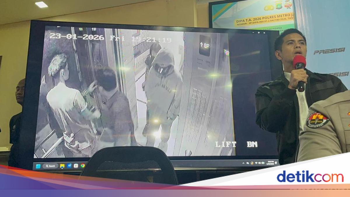 Reza Arap & Doctor Arrive at Lula Lahfah’s Apartment – CCTV Footage