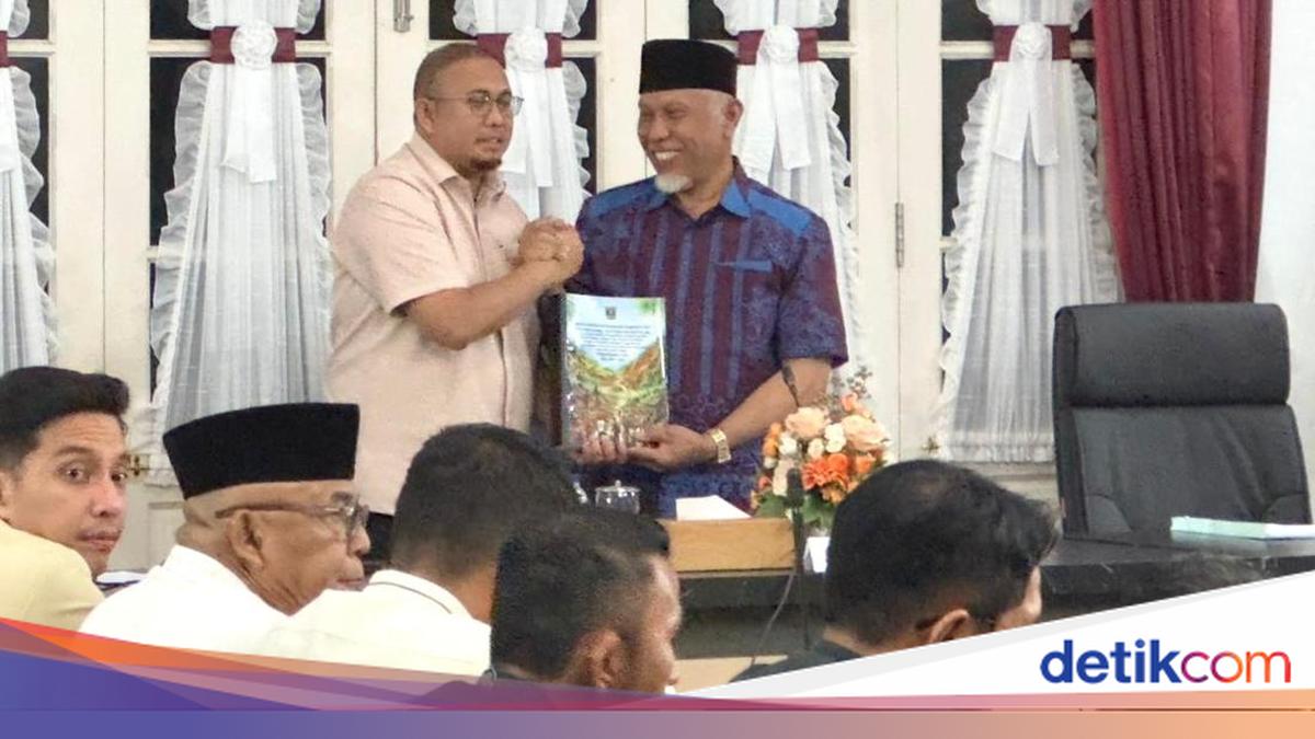 Andre Rosiade Terima R3P Sumbar, Kawal Anggaran Pemulihan Pascabencana