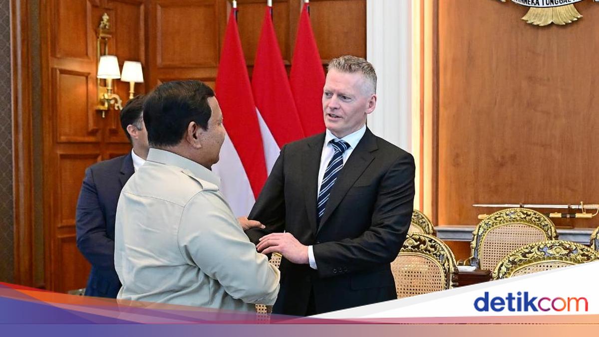 Prabowo Terima Dirut Garuda dan Perwakilan Embraer di Istana, Bahas Apa?