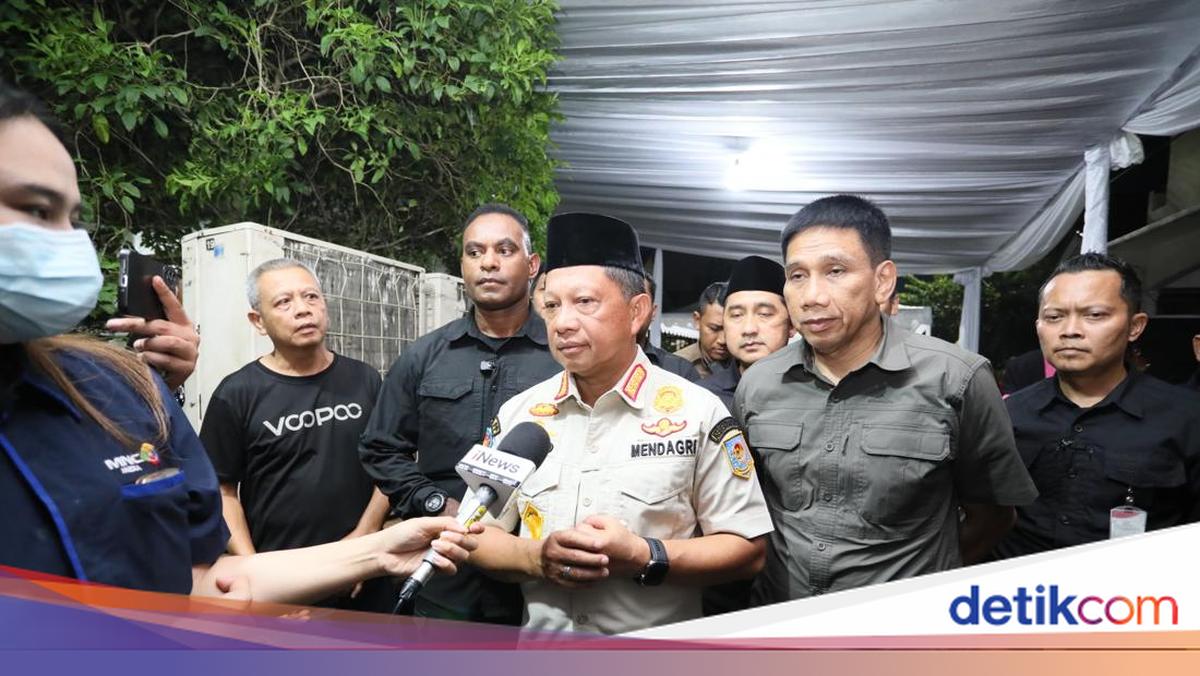 Tito Sampaikan Duka Cita Atas Wafatnya Meriyati Roeslani Hoegeng