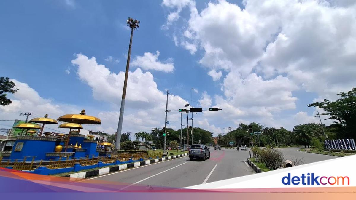 Prabowo Minta Tertibkan Baliho Semrawut, Pekanbaru Justru Sudah Ciamik