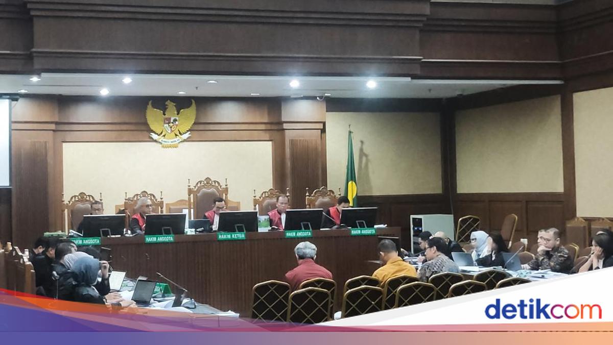 Saksi Kasus Chromebook Ketakutan Lalu Mundur dari PPK: Saya Sampai Sakit