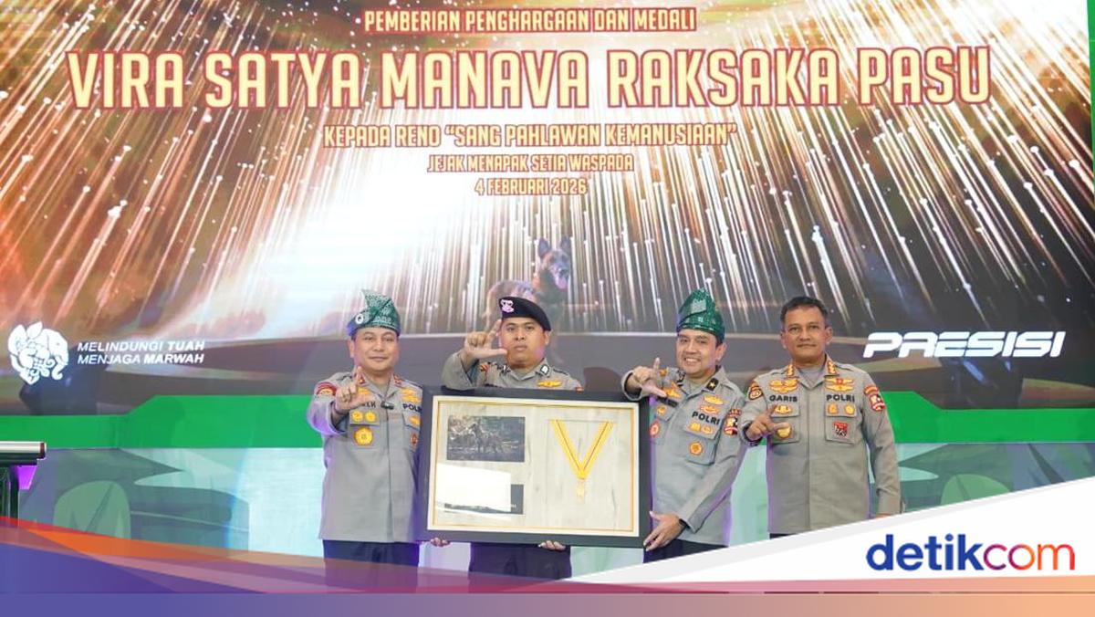 Tanda Jasa bagi Reno Si Anjing K9 Polda Riau yang Gugur di Sumbar