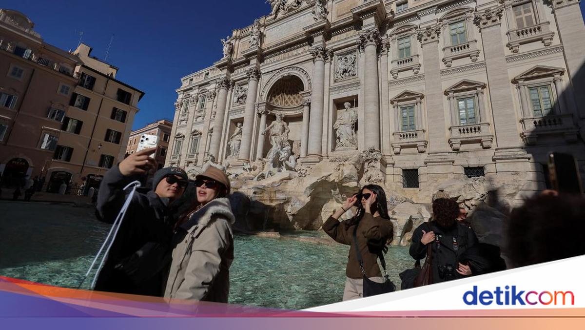 Roma Berlakukan Tiket Masuk Air Mancur Trevi untuk Kendalikan Wisata