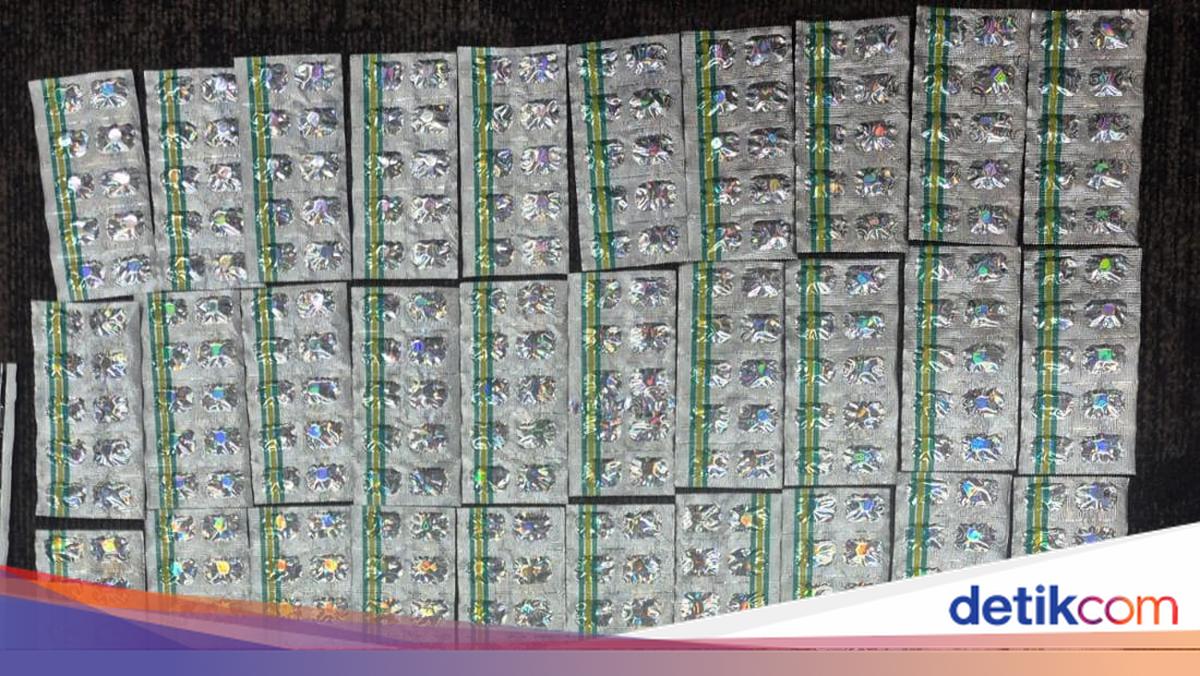 Warung di Bogor Nyamar Jual Tramadol: 3 Pelaku Ditangkap, 1.163 Pil Disita
