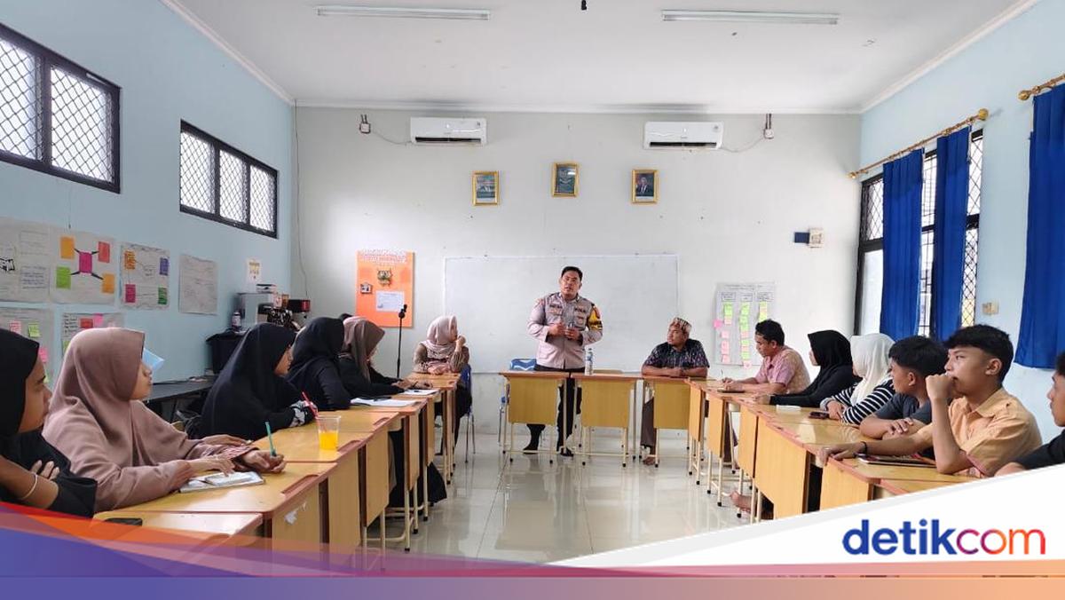 Tekan Pengangguran, Bripka Asep Bantu 130 Warga Ikut Kejar Paket A, B, C Gratis
