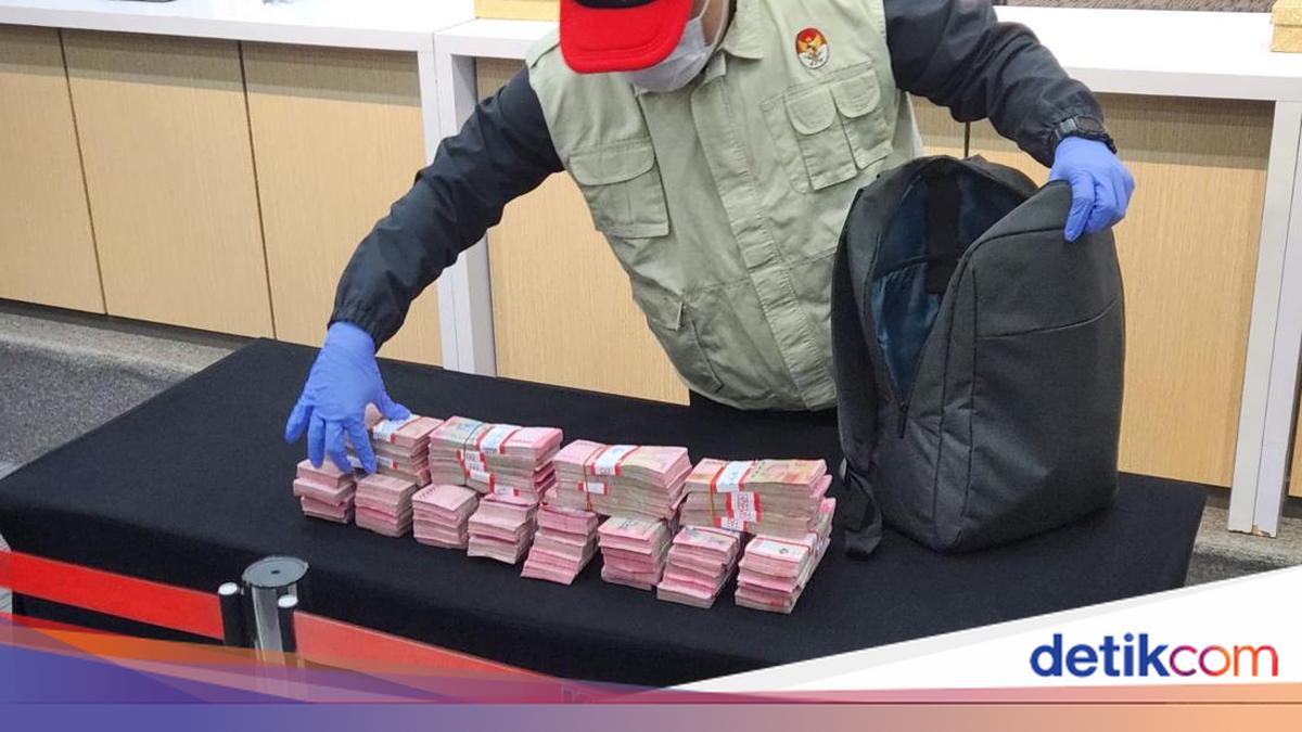 Konstruksi Suap Eksekusi Lahan 'Kilat' Bikin Ketua-Waka PN Depok Tersangka