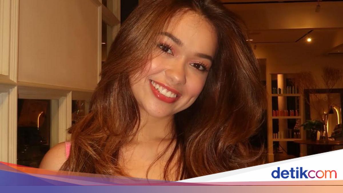 Rebecca Klopper Berkarier Sejak Bocah, Sedih Kehilangan Masa Muda