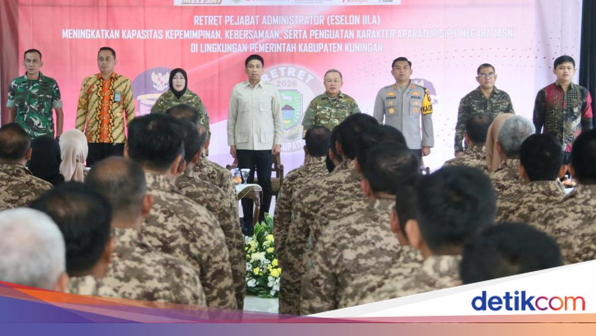 Retret Pejabat Pemkab Kuningan, Wamendagri Tekankan Sinergi Pusat-Daerah