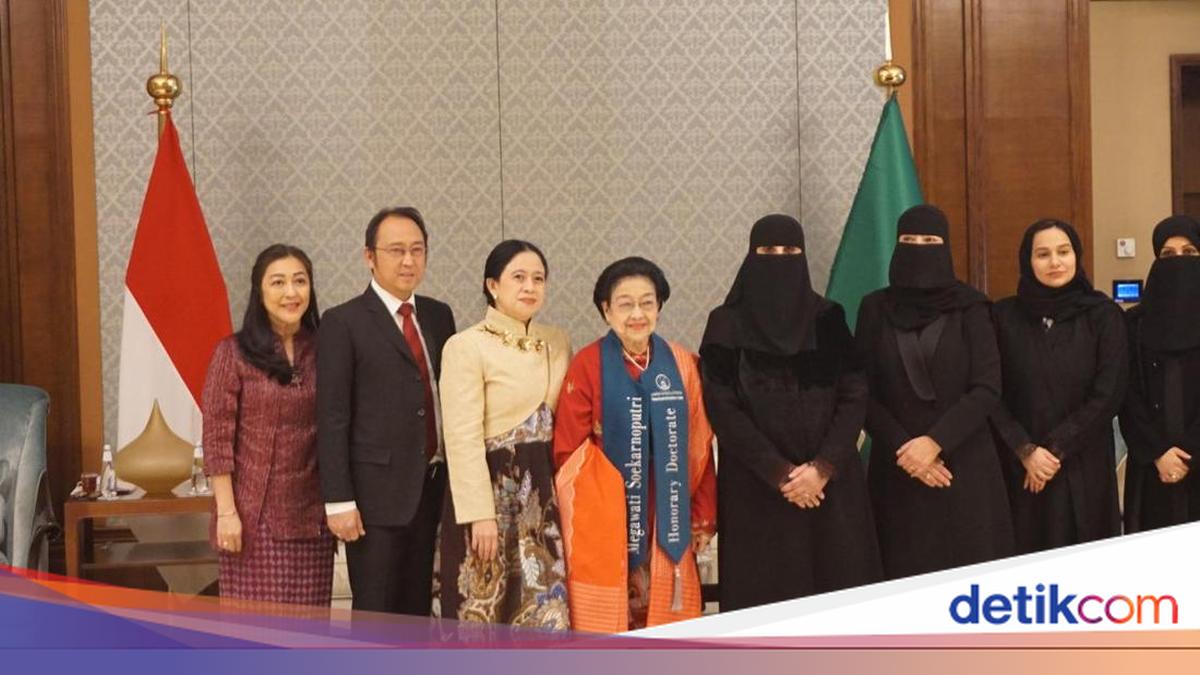 Megawati Terima Gelar Doktor Honoris Causa di Riyadh, Terharu Saat Pidato