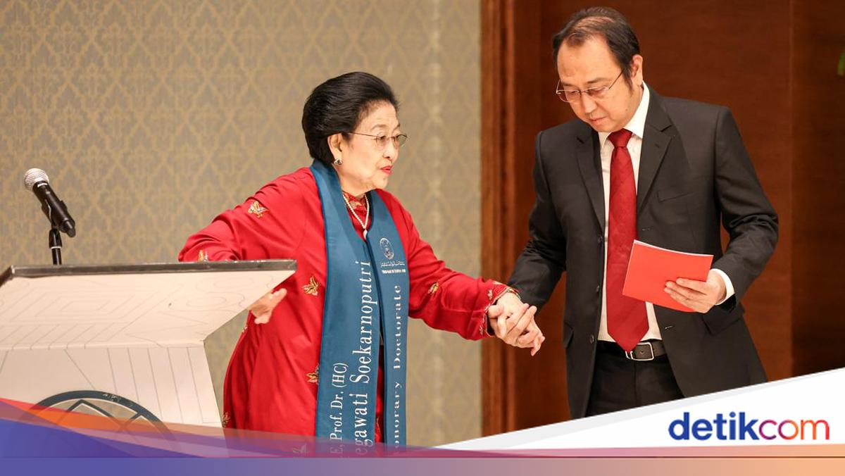 Megawati Tersentuh Saat Cerita Bawa Indonesia Lepas Krisis Ekonomi-Politik