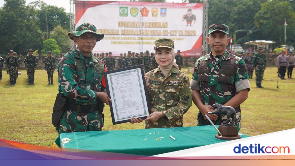 TMMD ke-127, TNI Buka Jalan hingga Perbaiki Rumah Rusak di Cikeusal Serang
