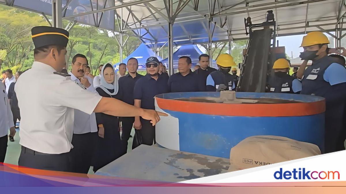 Komisi XIII Cek Kegiatan Napi Produksi Material Bangunan FABA di Nusakambangan