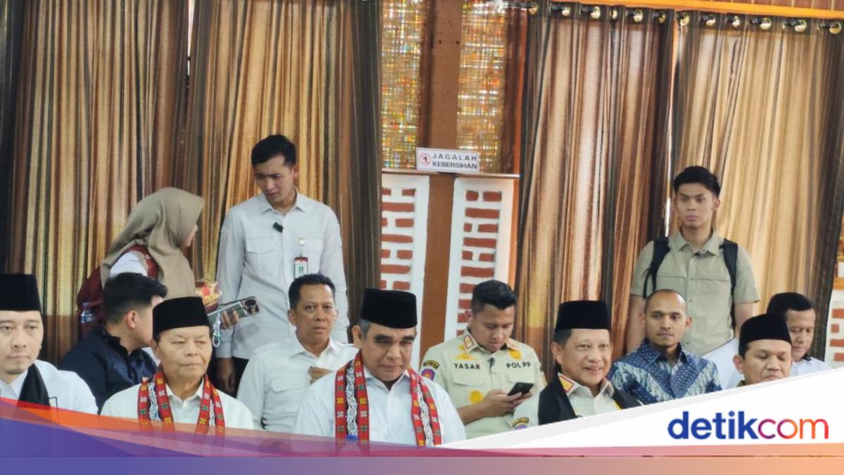 Kunjungi Pesantren di Aceh, Muzani Ajak Semua Optimis Pulih Usai Bencana