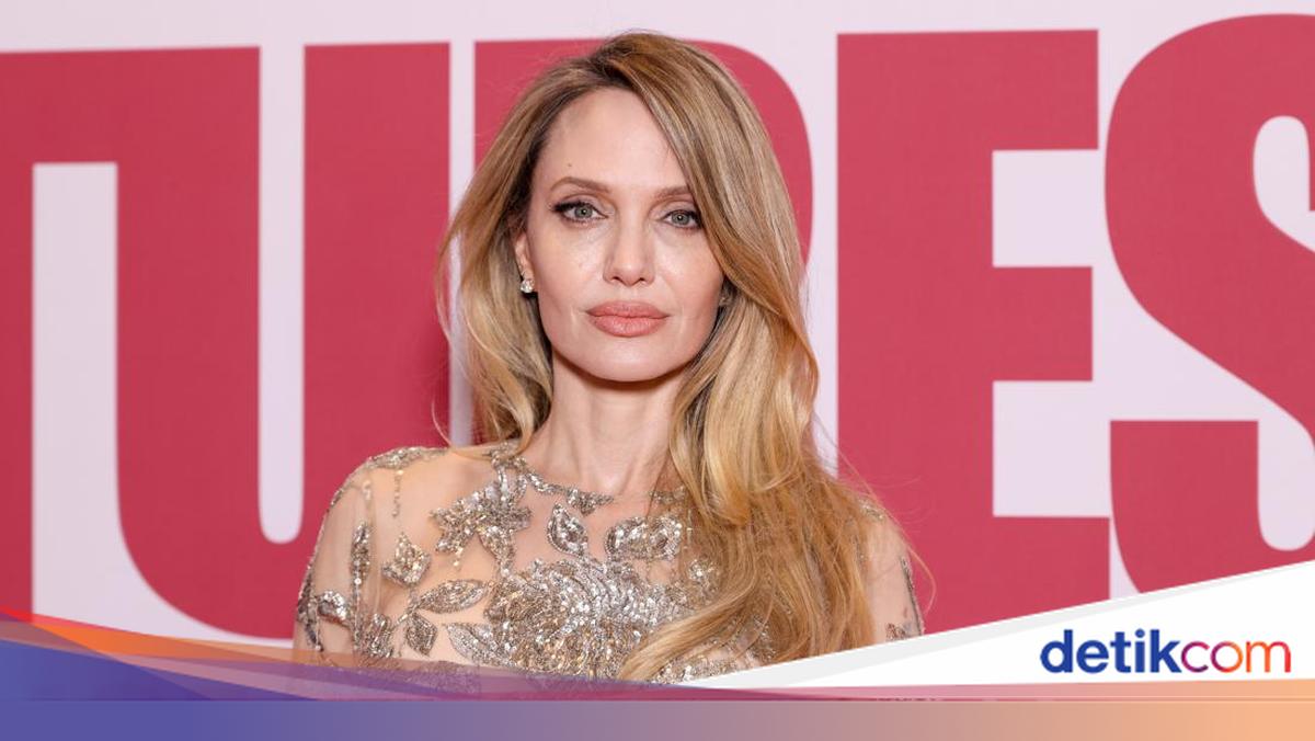 Rumahnya Terjual Rp 442 M, Angelina Jolie Jadi Hijrah dari LA?