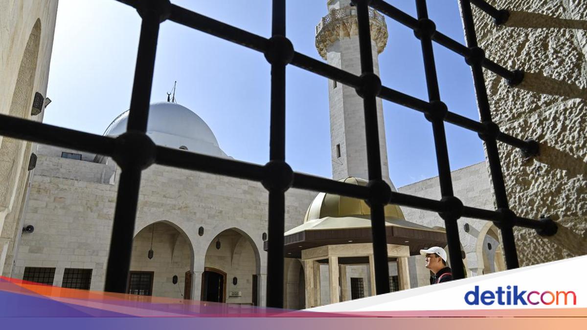 Peziarah WNI Tertahan di Yordania, KBRI Amman Beri Penjelasan