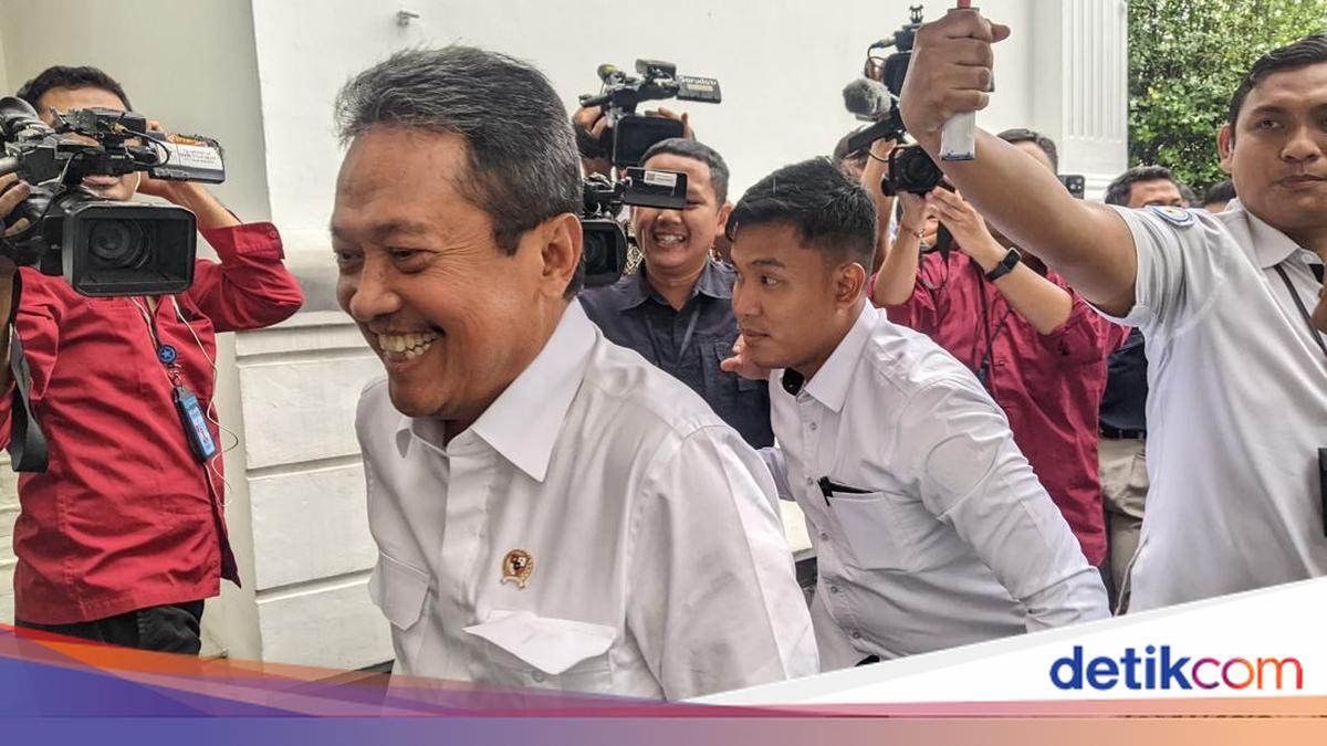 Senyum Trenggono Ditanya Sudah Baikan dengan Purbaya Usai Ribut di Medsos