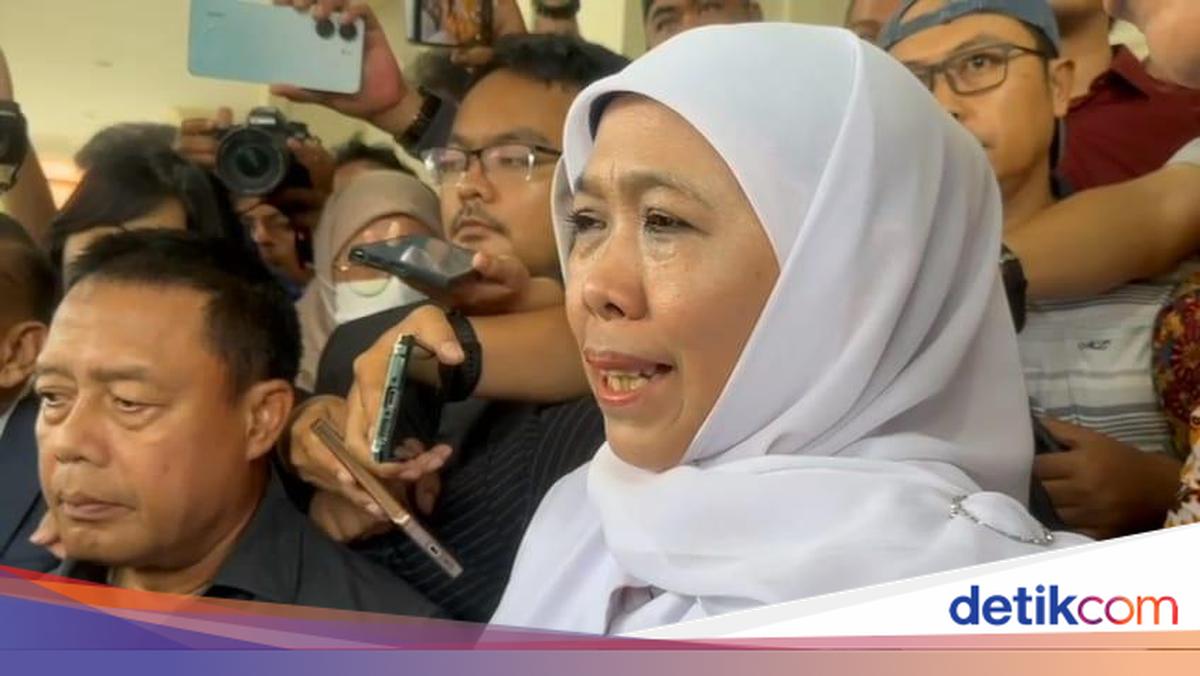 Gubernur Jatim Khofifah memenuhi panggilan KPK sebagai saksi kasus dugaan korupsi dana hibah. Ia membantah tudingan ijon atau fee yang tercantum dalam BAP mantan Ketua DPRD Jatim 2019–2024, almarhum Kusnadi.

via @detikjatim_