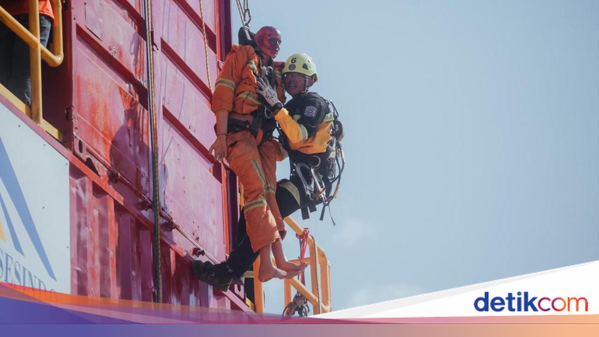 Konsistensi Grup Merdeka Bangun Sistem Keselamatan Kerja