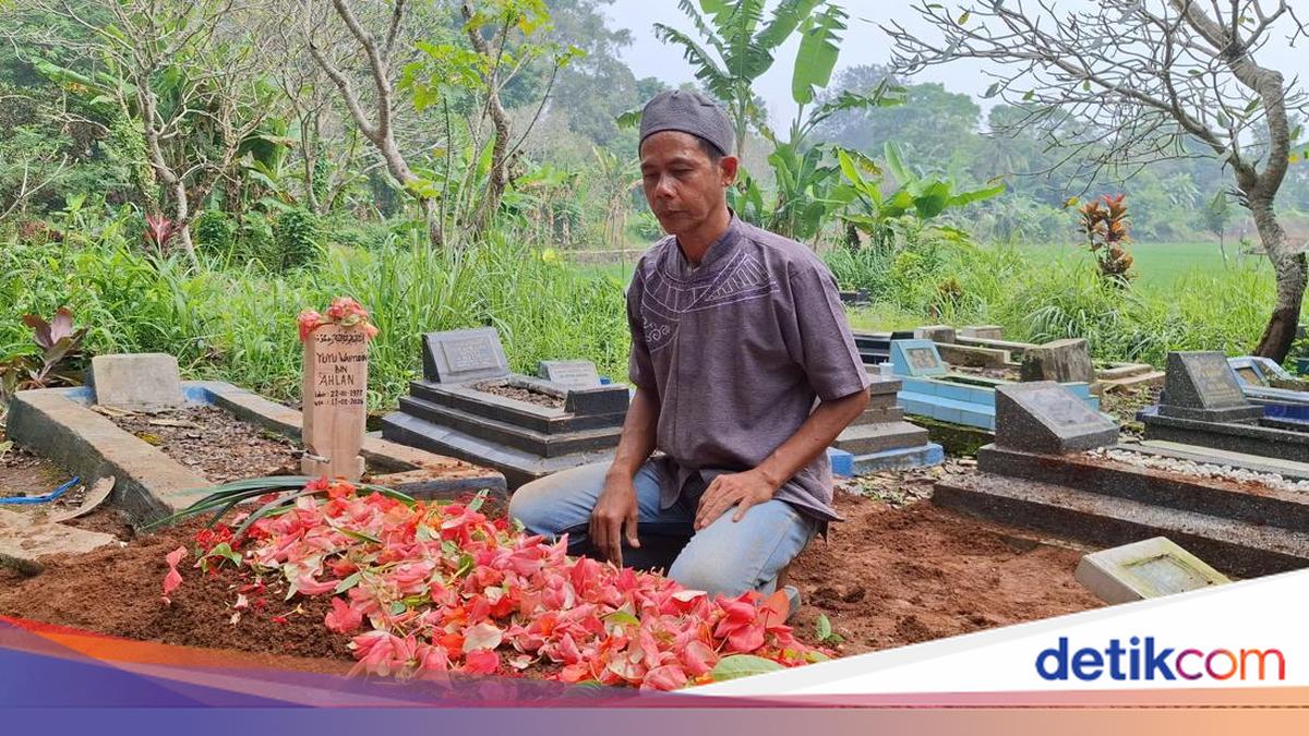 Miras oplosan 'Gembling' merenggut nyawa sembilan warga Subang. Korban tewas bertahap, termasuk Yuyu Wahyudin, yang meninggalkan seorang anak. 

Via @detikjabar_