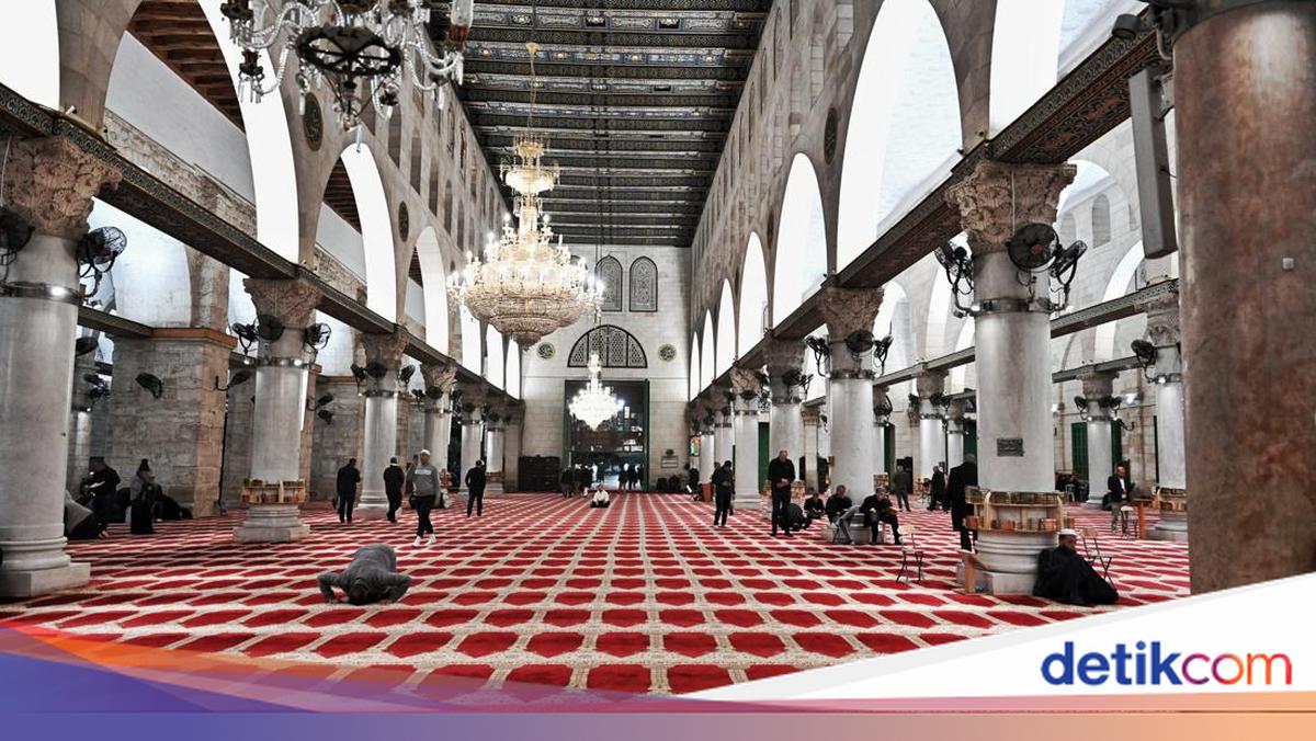 Api Aqsa Home Imam Masjid Al-Aqsa Dilarang Israel Masuk Masjid Selama Sepekan