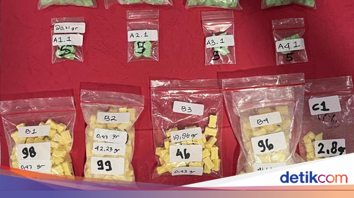 Polda Metro Tangkap 2 Pengedar Narkoba di Jakpus, Sita 738 Butir Ekstasi