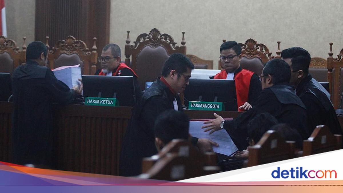 Hakim: Pihak Diuntungkan dari Suap Migor adalah Wilmar Group di Singapura