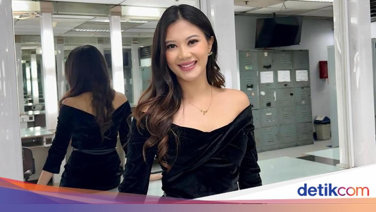 Noella Sisterina Berseri-seri Usai Dilamar