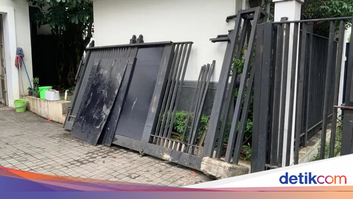 Dimediasi, Sopir Mobil Tabrak Pagar Rumah JK Harus Ganti Rugi Rp 25 Juta
