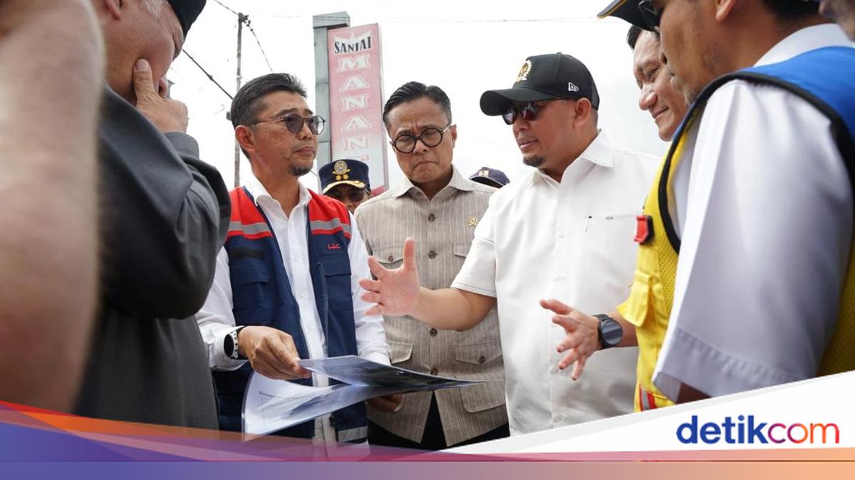 Andre Rosiade-Dony Oskaria-Bobby R Tinjau Proyek Flyover Padang Luar