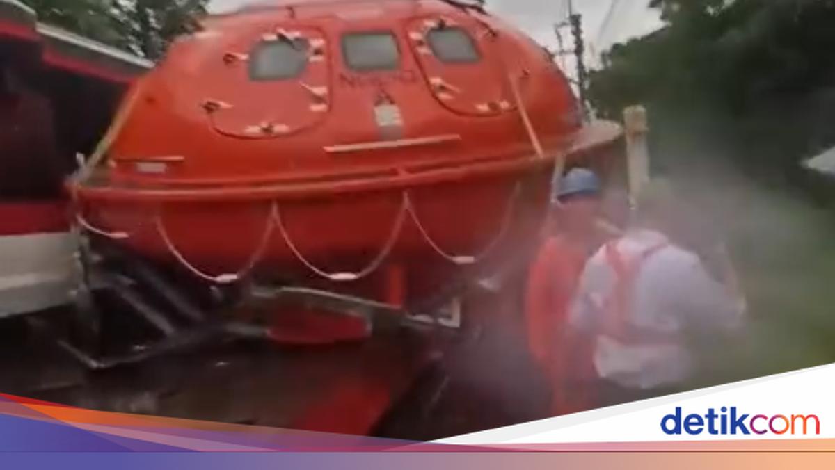 KA Bandara Soetta Disetop Sementara Imbas Kecelakaan Truk di Poris