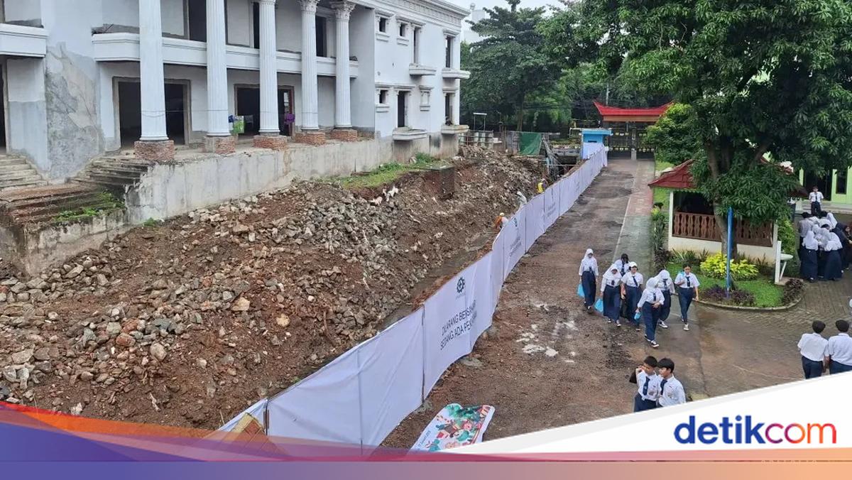 Tembok Sementara Dibangun di SMPN 182 Jaksel, Siswa Diharap Tenang