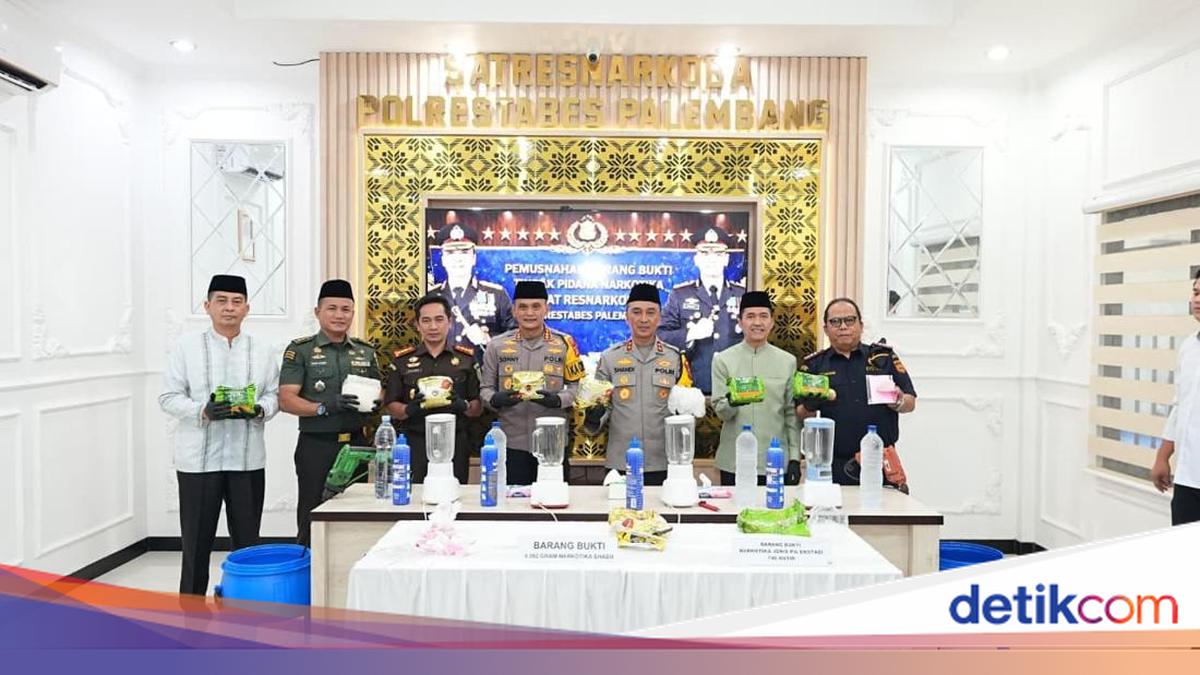 Pimpin Pemusnahan, Kapolda Sumsel Tegaskan Komitmen Berantas Narkotika